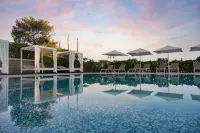 Hotel Orient & Pacific - Infinity Pools