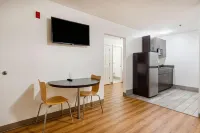 Motel 6 Greenville, SC Hotels in Travelers Rest