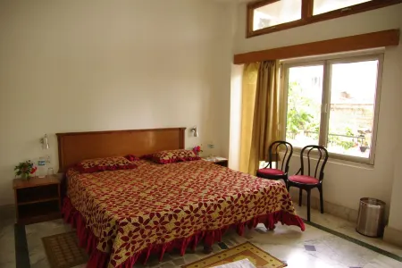 Hotel Zen Отели рядом с достопримечательностью «Parsvanath Temple»