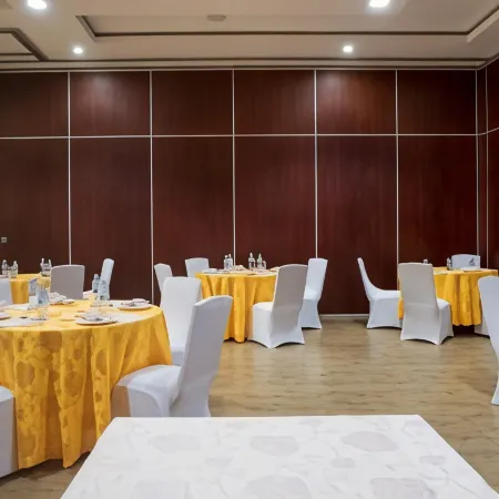 Verona Hotel and Conference Center