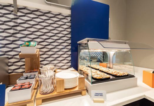 홀리데이 인 익스프레스 무료 조식 이미지