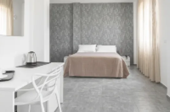 ホテル バスティオーネ