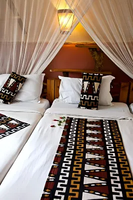 Karama Lodge