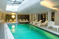 Wellton Centrum Hotel & Spa - Pools