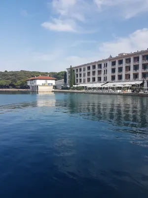 Apartments Zova فنادق في ميدولين