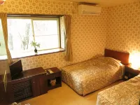 นิกโกะ เพนชั่น เลสคาล