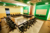 Go Hotels Tacloban - Business