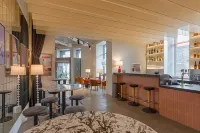 Corner Hotel Hotels in Vilna