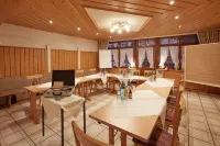 Hotel Restaurant Lindenhof Hotels in Loffingen