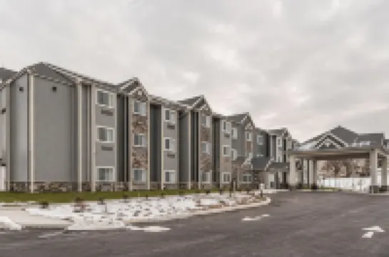 Microtel Inn & Suites by Wyndham Carlisle Các khách sạn ở 