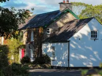 Ballylagan Organic Farm Hotels near Logwood Plant Centre