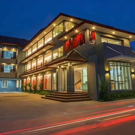 Soontree House Hotel