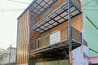TwoSpaces Living at Graha Asri Syariah 2rwaserba(agen Tissue+Rempah2) 주변 호텔