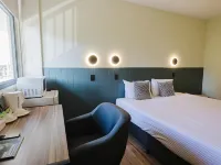 The Heritage Darwin Hotels near Aquascene
