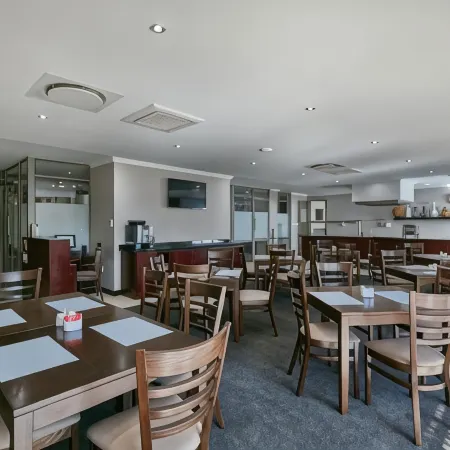 Regent Select Hotel