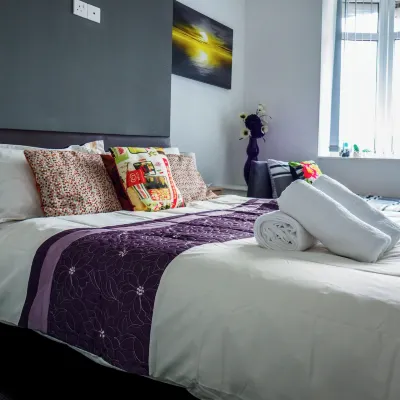 Bucknall Lodge Hanley Family Room 1 Hotels near Haywood Academy