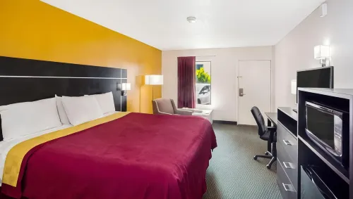 Magnuson Hotel Bradenton Hotel a Whitfield