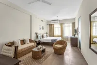 La Vaiencia Beach Resort, Morjim Beach - Balcony