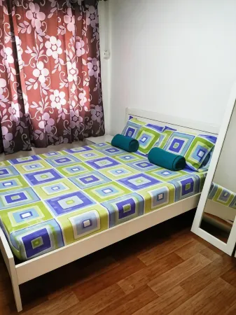 The Bodhi Lodge - Hostel