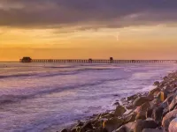 Gorgeous Oceanside Sunsets on the Strand-Watch Waves and Dolphins