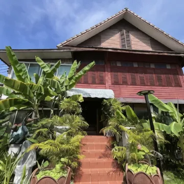 64 Sweet Home Dusit Bkk Отели рядом с достопримечательностью «Дворец Дусит»