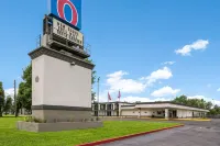 Motel 6 Groves, TX Hotel a Port Arthur