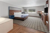AmericInn & Suites By Wyndham Baraboo Event Center Hotels in Baraboo