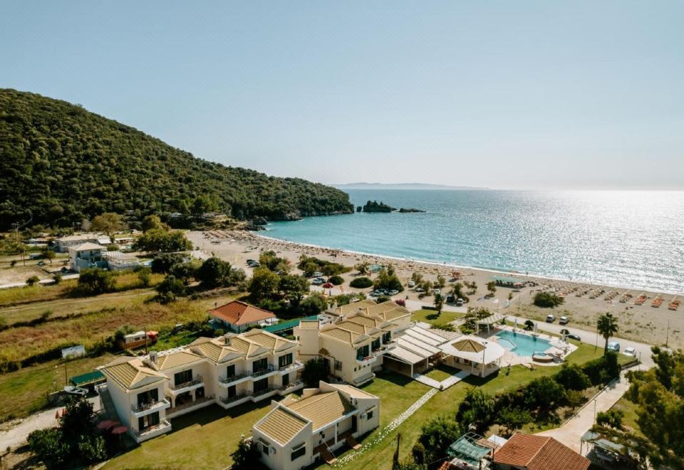 Urania Hotel - Housity