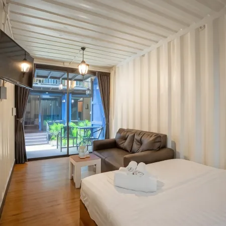 Tuscany Land Resort Donmuang Отели рядом с достопримечательностью «Дон Муанг»