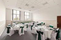 Stirling Highland Hotel- Part of the Cairn Collection - breakfast