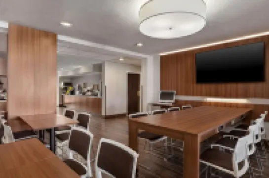 Microtel Inn & Suites by Wyndham Tifton