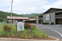 Great Smokies Inn - Cherokee Hotels near Oconaluftee Ranger Station