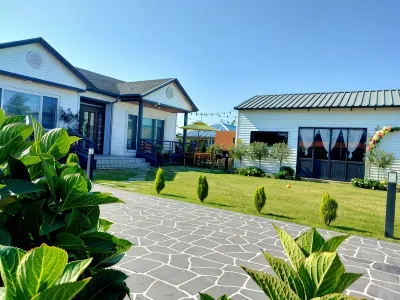 Jeju Come and Play Private Pension Hotels in Aewol-eup