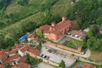 Castello Rosso Hotels in Saluzzo