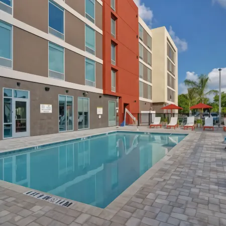 Home2 Suites by Hilton Sarasota I-75 Bee Ridge Отели рядом с достопримечательностью «Селери Филдс»