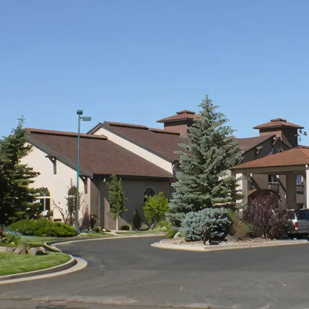 Best Western Plus Deer Park Hotel and Suites