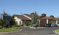 Best Western Plus Deer Park Hotel and Suites