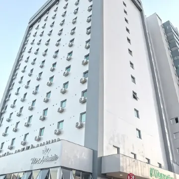 Dubai Suites