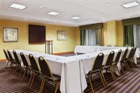 Holiday Inn Express & Suites Richmond-Brandermill-Hull ST. Hotels in Woodlake