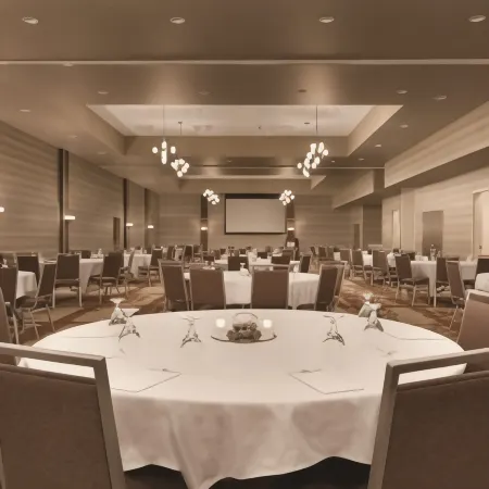 Embassy Suites by Hilton Akron Canton Airport