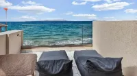 Almare Beach Hotel - Meerblick