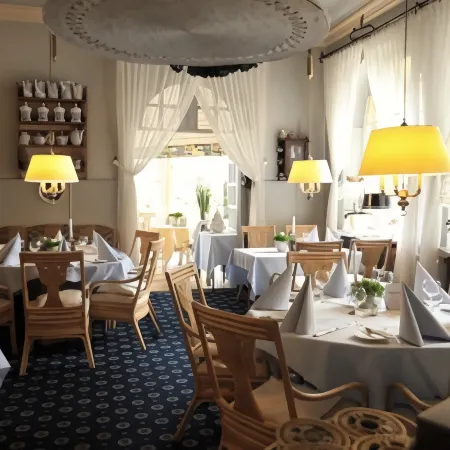 Hotel Kastanienhof Отели в г. Коппенбрюгге