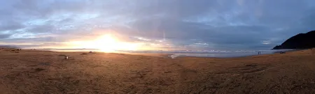 Oceanfront 6Br Home in the Heart of Manzanita. Escape Your Troubles Here!