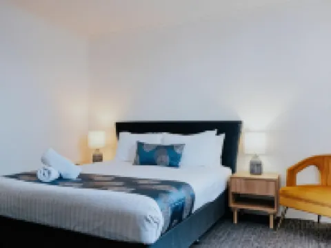 Caledonian Inn - the Stump Hotels in Port Fairy