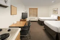 WoodSpring Suites Evansville Hotel a Ohio Township