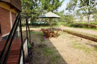 Mlejit Villa Cipanas - Villas