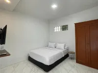 Omah Mee Homestay Jember Hotel a Jember