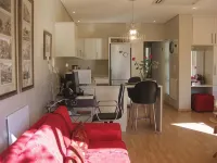 Navona Constantia Guest Cottage Hotels in Constantia