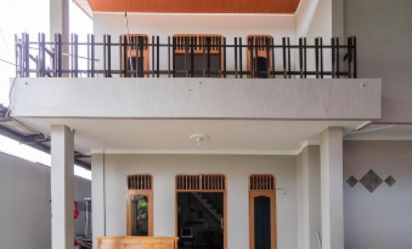 OYO 93071 Home Stay Kembar Syariah - Housity