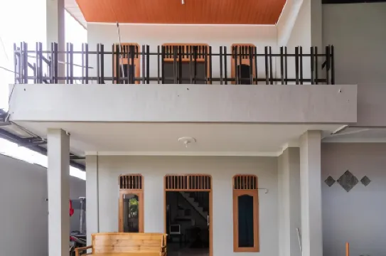 Home Stay Kembar Syariah RedPartner